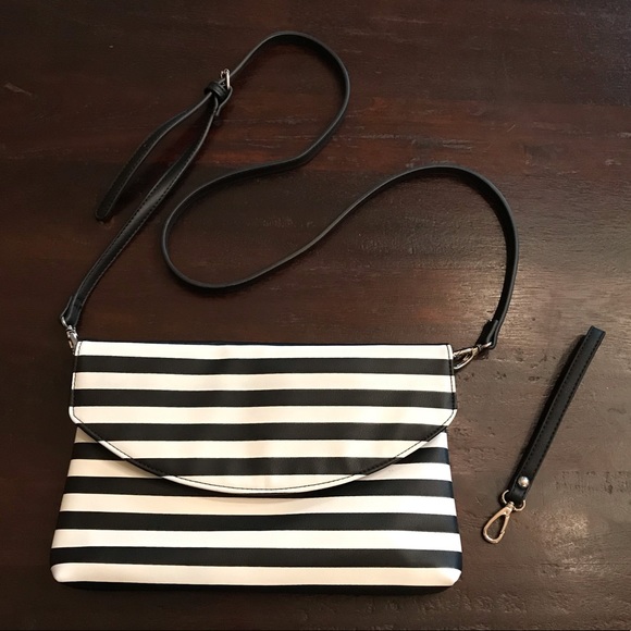 Sole Society Handbags - NWOT Sole Society Black/White Stripe Purse